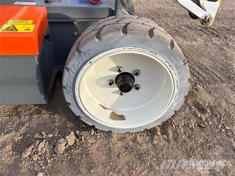 Snorkel A38E 2WD Electric Articulating Boom Lift Gelenkteleskoparbeitsbühnen