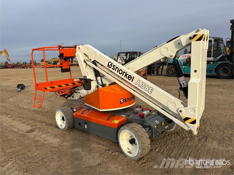 Snorkel A38E 2WD Electric Articulating Boom Lift Gelenkteleskoparbeitsbühnen