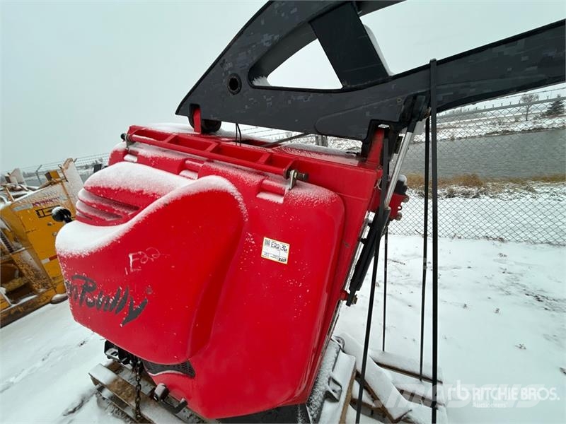  Snow Cat winch ماكينات زراعية - غير ذلك
