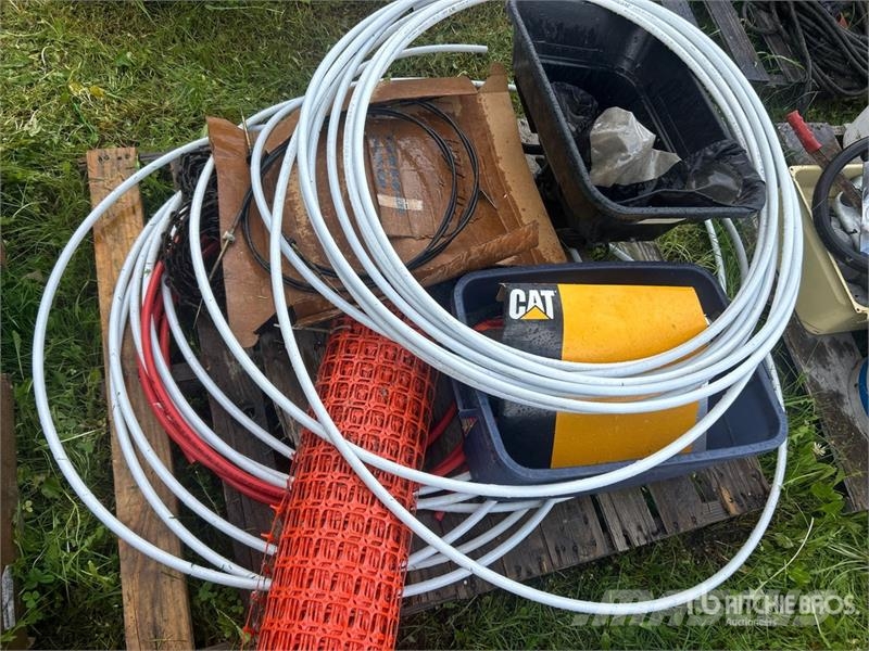 Snow Fence, Hose, Fertilizer Sprayer & Chain Drugi deli
