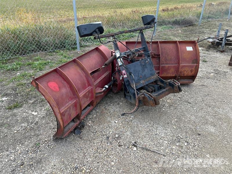 Snow Plow حراثات ونصول الجليد