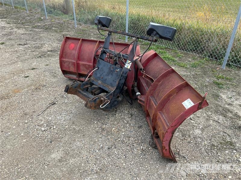 Snow Plow حراثات ونصول الجليد