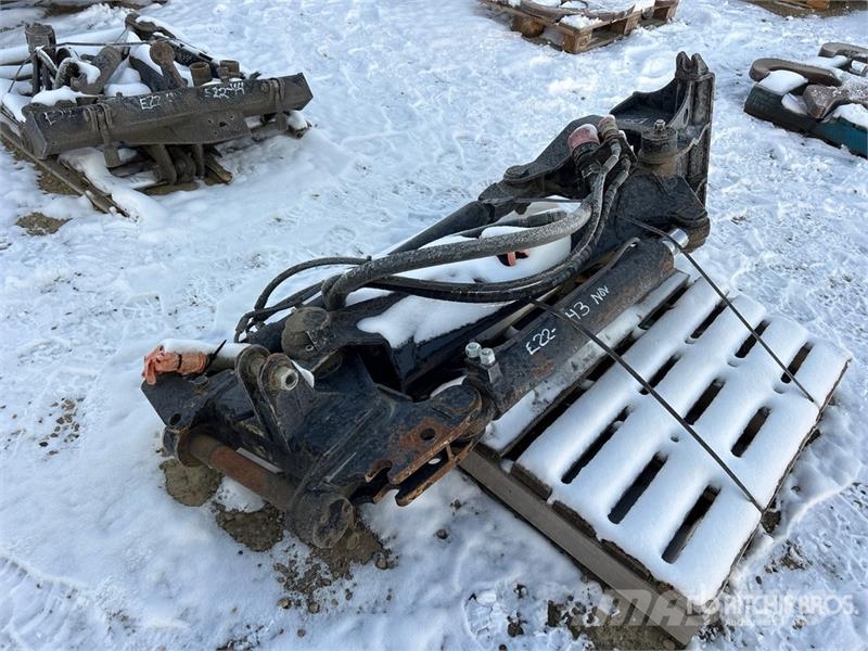  Snowcat Hitch ماكينات زراعية - غير ذلك