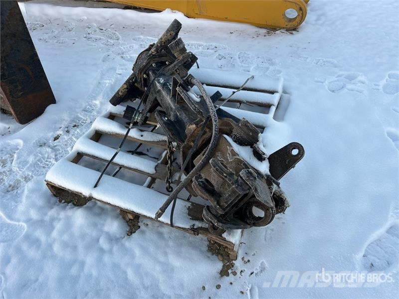  Snowcat Hitch ماكينات زراعية - غير ذلك