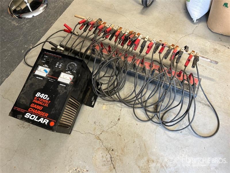 Solar 141-308-901 6v / 12v Deep Cycle Battery Char Chargeurs
