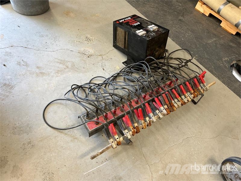 Solar 141-308-901 6v / 12v Deep Cycle Battery Char Chargeurs