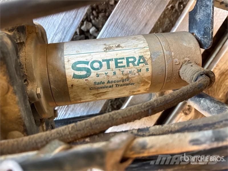 Sotera System Chemical Pump ポンプとミキサー