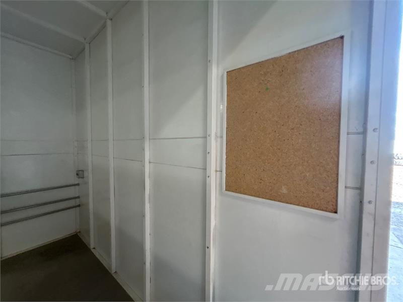  Sound Booth Építőipar - Egyebek