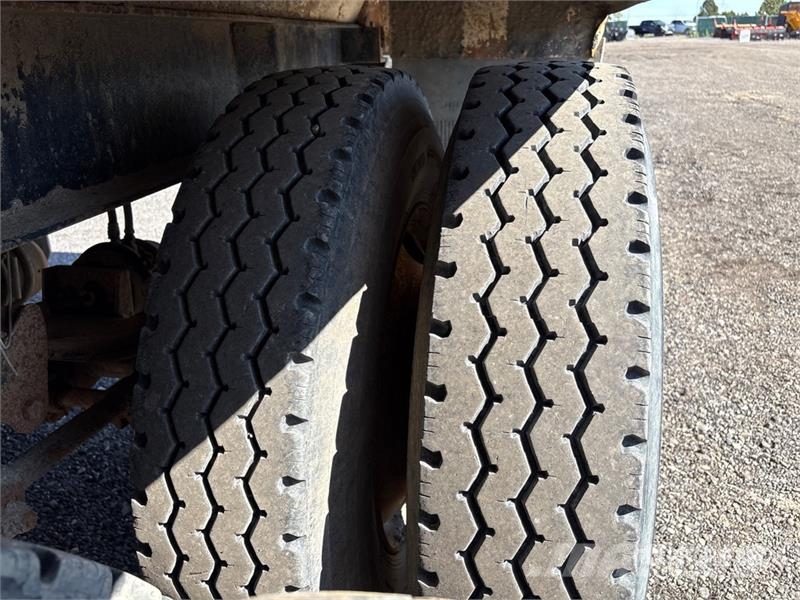 Southland 14 ft T/A Pup End Dump Trailer Anhænger med tip