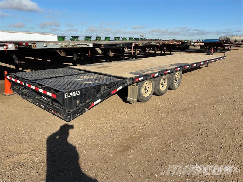 Southland 30 ft Tri/A Equipment Trailer Прицепы-Автовозы