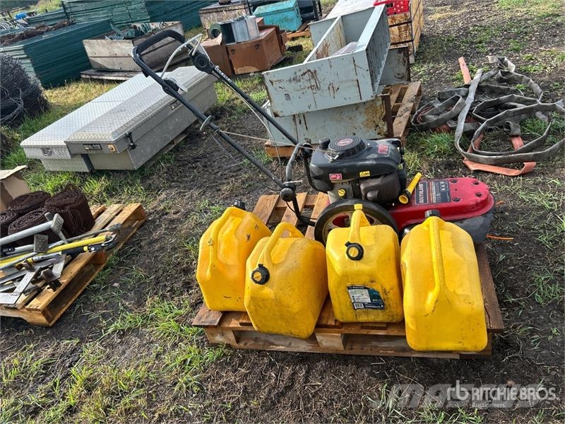 Southland Gas Powered Lawn Edger w/ 4 Jerry Cans Ďalšie komponenty