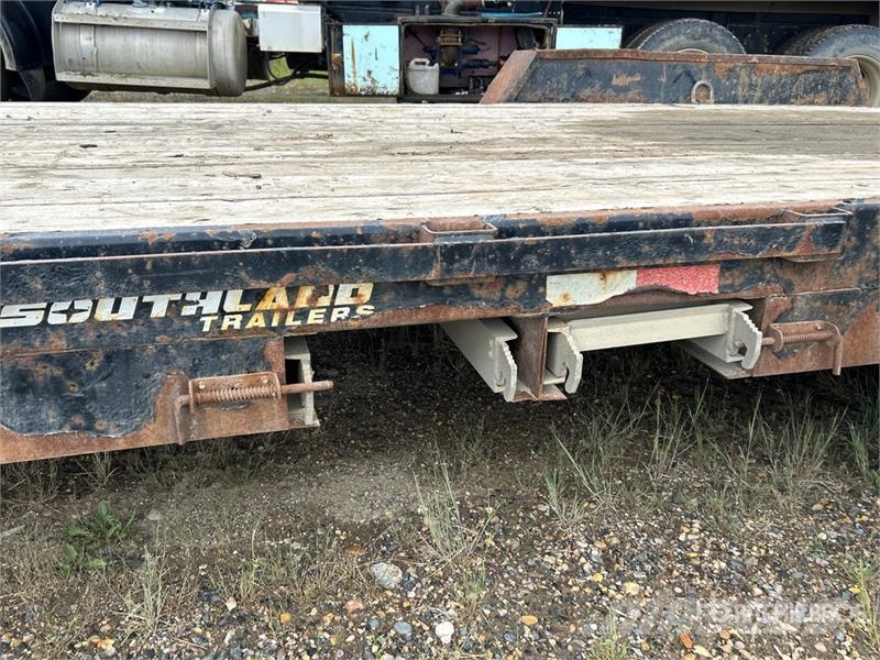 Southland LB18T-14 18 ft T/A Equipment Trailer Oprijwagen