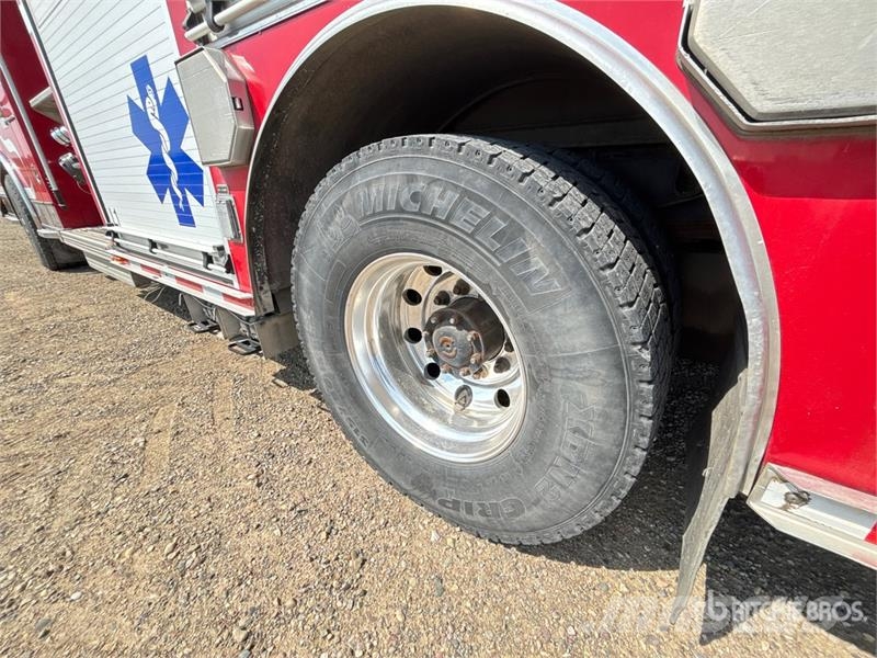 Spartan GA4AL-2142 4x2 Crew Cab Fire Truck شاحنات حريق