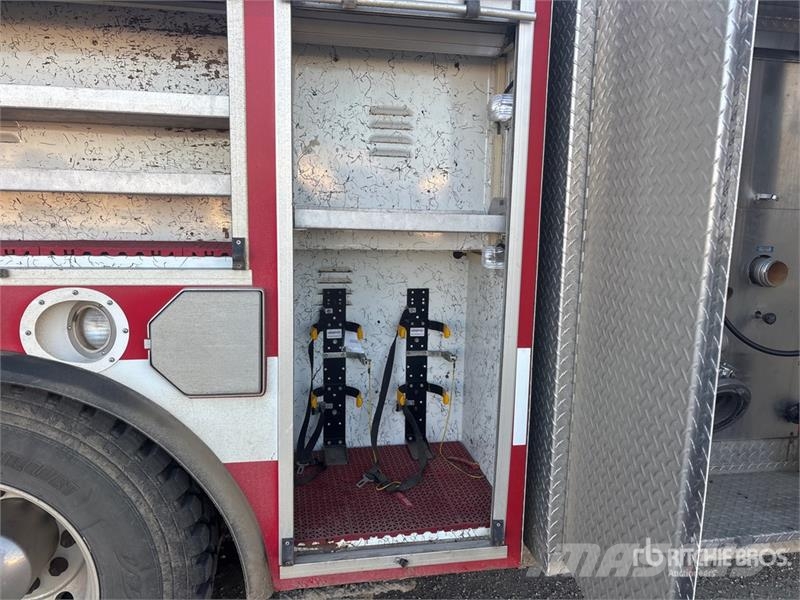 Spartan Gladiator 4x2 Fire Truck Tűzoltó