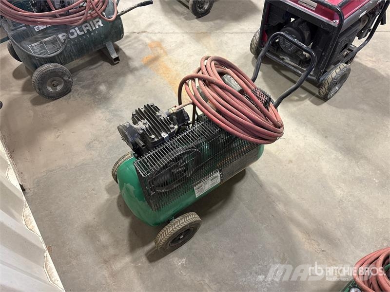  Speedaire 1NNF6C 5.5 cfm Mobile Electric 20 gal Ai مكابس