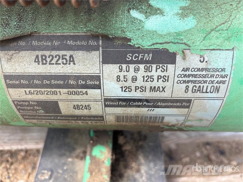 Speedaire 9 cfm 8 gal Air Compressor 콤푸레샤