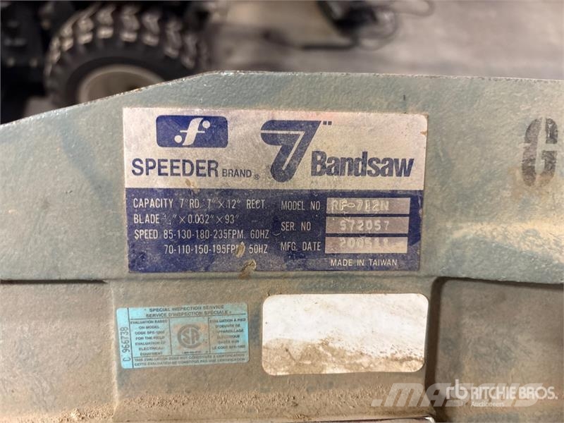  Speeder RF-712N Band Saw معدات البناء - غير ذلك