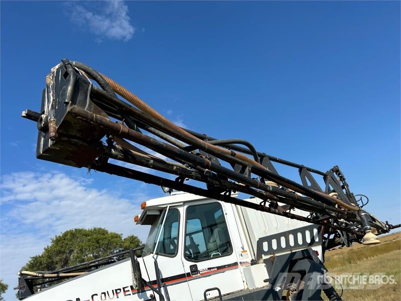 Spra-Coupe 3640 60 ft 4x2 High Clearance Self-Propelled Spray رشاشات ذاتية الحركة