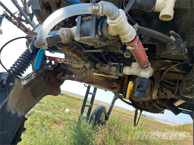 Spra-Coupe 3640 60 ft 4x2 High Clearance Self-Propelled Spray رشاشات ذاتية الحركة