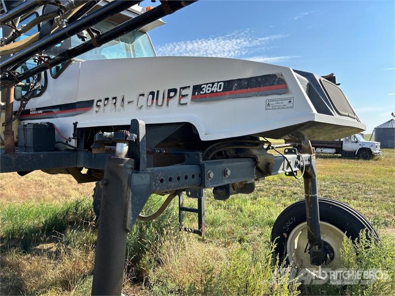 Spra-Coupe 3640 60 ft 4x2 High Clearance Self-Propelled Spray رشاشات ذاتية الحركة