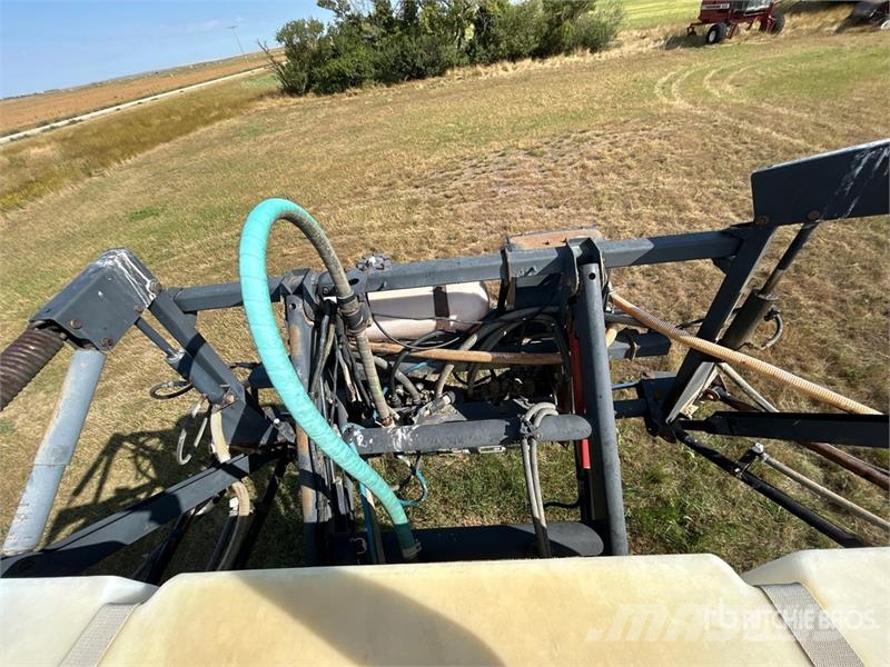 Spra-Coupe 3640 60 ft 4x2 High Clearance Self-Propelled Spray رشاشات ذاتية الحركة