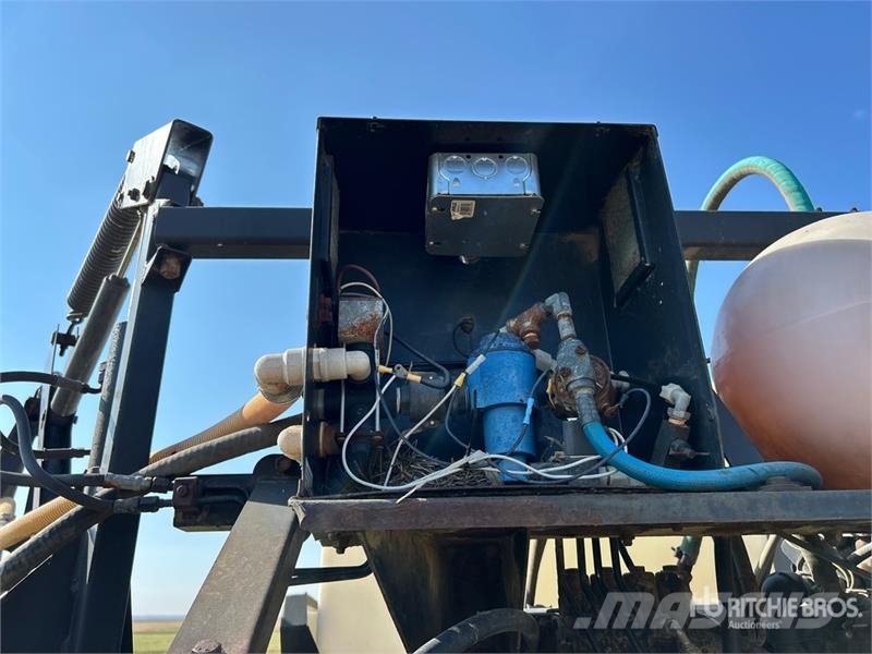 Spra-Coupe 3640 60 ft 4x2 High Clearance Self-Propelled Spray رشاشات ذاتية الحركة