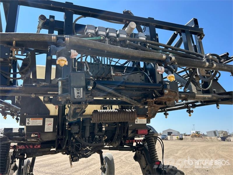 Spra-Coupe 4640 80 ft 4x2 Self-Propelled Sprayer رشاشات ذاتية الحركة