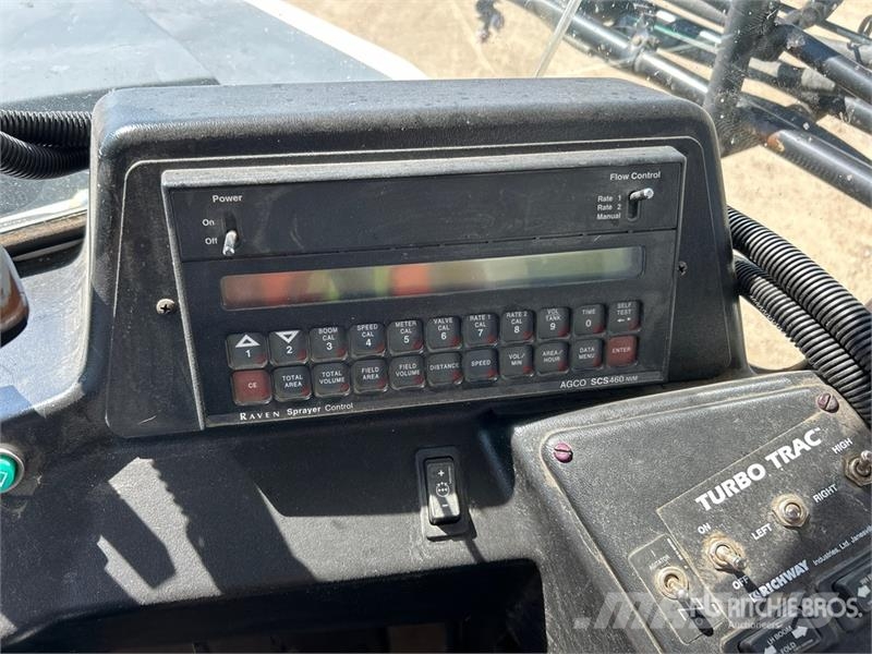 Spra-Coupe 4640 80 ft 4x2 Self-Propelled Sprayer رشاشات ذاتية الحركة