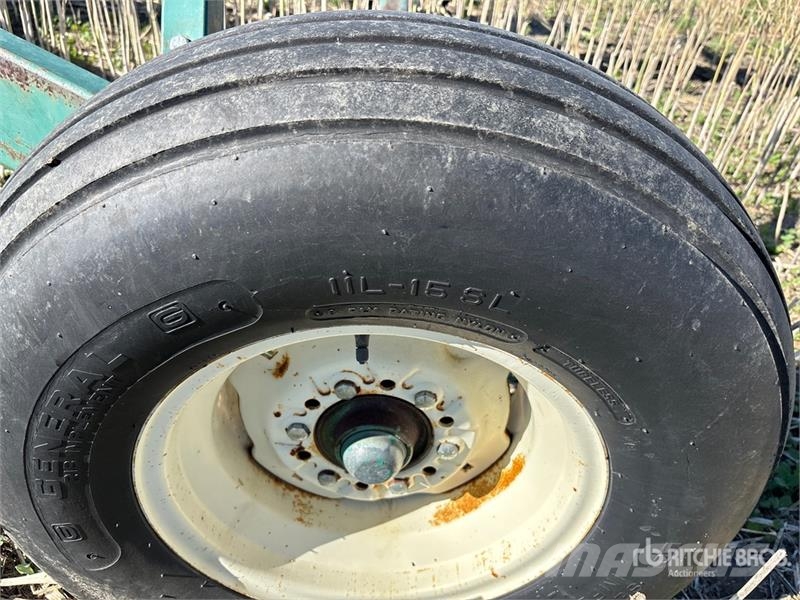  Spray-air 4061 10 in x 61 ft Swing Grain Auger Конвейерно оборудване