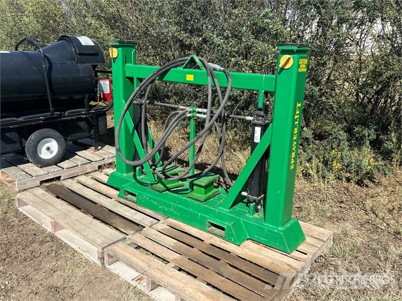 SprayerLift 35500 lb x 5 ft 4 in Hydraulic Sprayer ماكينات زراعية - غير ذلك
