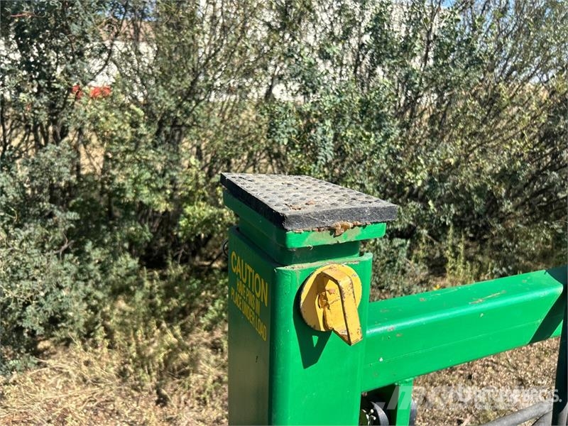 SprayerLift 35500 lb x 5 ft 4 in Hydraulic Sprayer ماكينات زراعية - غير ذلك