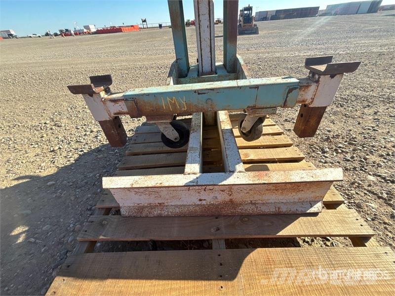 SPX OTC 1590 10 ton Vehicle Lift Строителство - Други