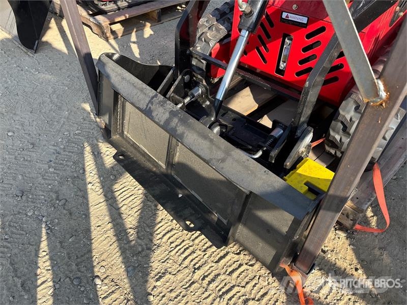 SSL60-RED Mini Compact Track Loader (Unused) Kompaktlastere