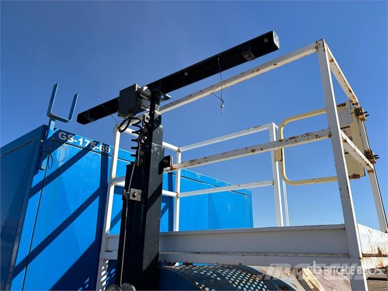 Stamford UCDI274K1 175 kW Skid-Mounted Enclosed Generator S مولدات ديزل