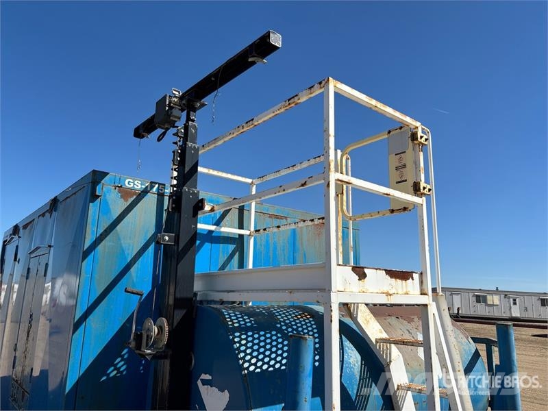 Stamford UCDI274K1 175 kW Skid-Mounted Enclosed Generator S مولدات ديزل