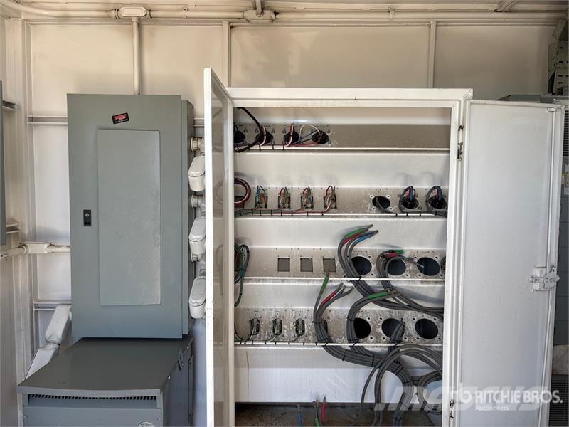 Stamford UCDI274K1 175 kW Skid-Mounted Enclosed Generator S مولدات ديزل