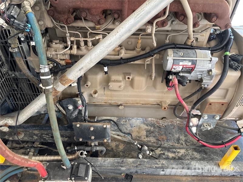 Stamford UCDI274K1 175 kW Skid-Mounted Enclosed Generator S مولدات ديزل