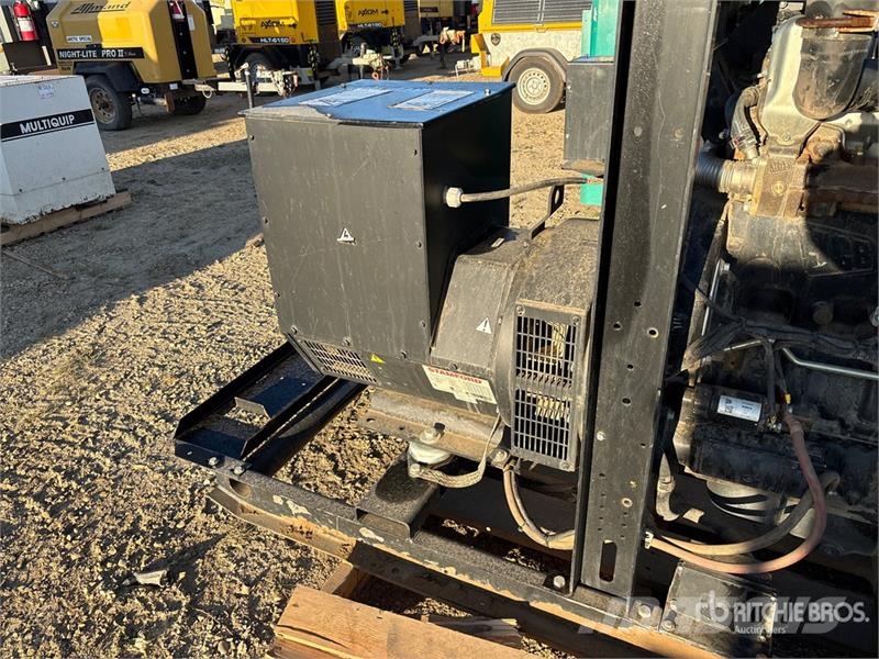 Stamford UCI224E1 56 kW Skid-Mounted Generator Set Dizel Jeneratörler