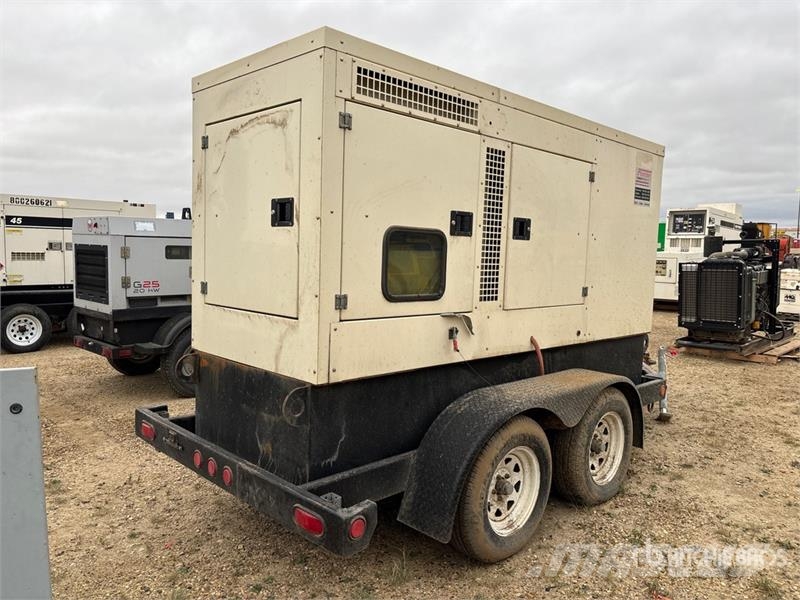 Stamford UCI224F1H 610D 66 kW Mobile Generator Set (Inopera Дизельные генераторы