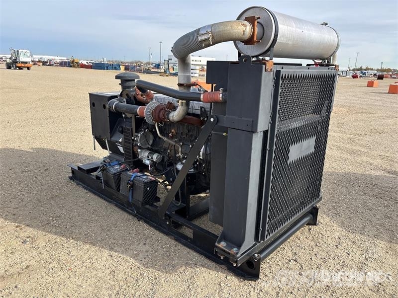 Stamford UCI274G1 200 kW Skid-Mounted Generator Set Dízel áramfejlesztők