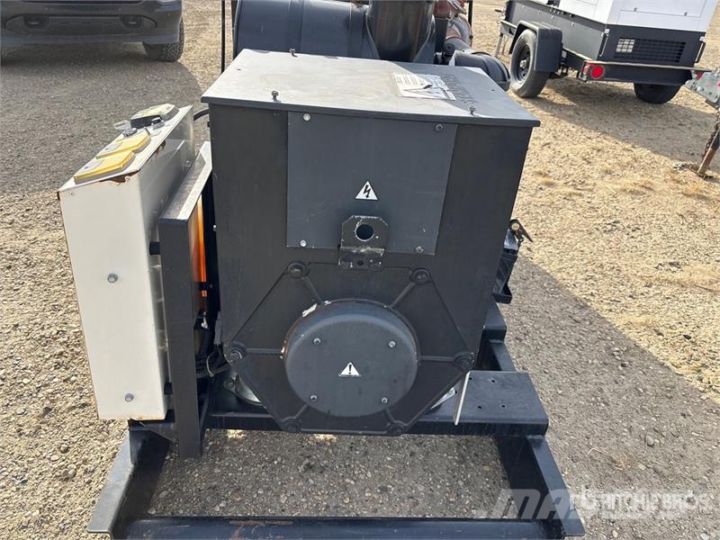 Stamford UCI274G1 200 kW Skid-Mounted Generator Set Dízel áramfejlesztők