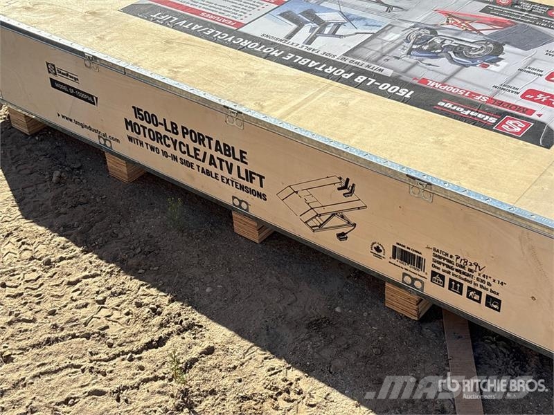 StanForge 1500PML 1500 lb Motorcycle Lift (Unused) Ďalšie komponenty