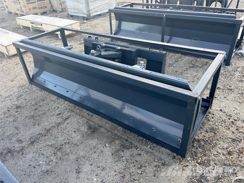 StanForge DB86 86 in Skid Steer Snow Blade (Unused 제설 블레이드 및 제설기