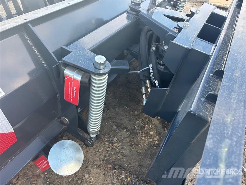 StanForge DB86 86 in Skid Steer Snow Blade (Unused 제설 블레이드 및 제설기