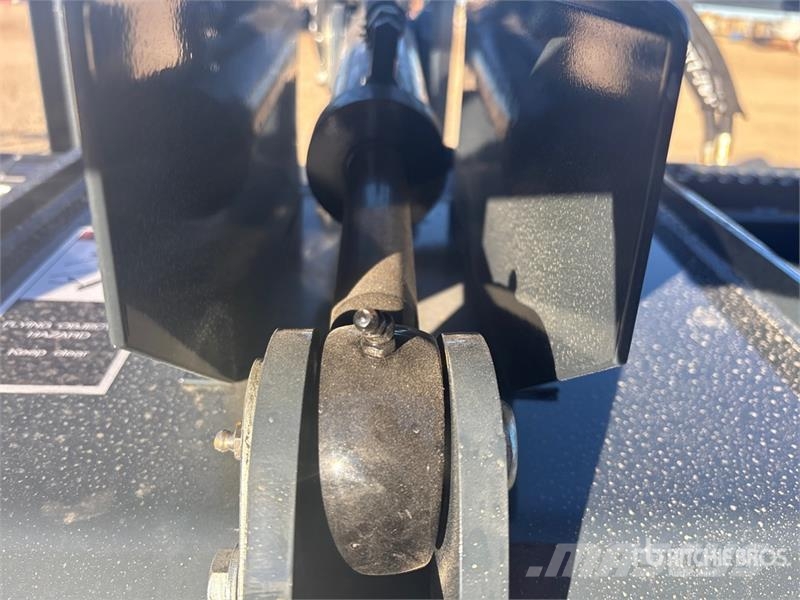 StanForge GB72 72 in Skid Steer Grapple Bucket (Un Pinze