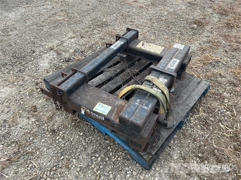 Star Industries 43 in 10000 lb Forklift Lift Hook / Cra Autres accessoires et composants