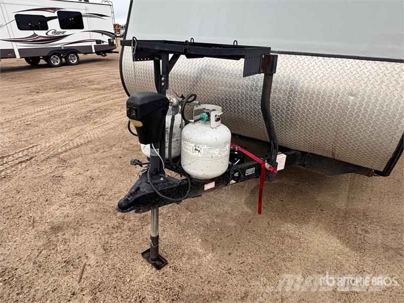  Starcraft Launch 26BHS 26 ft T/A Travel Trailer Inne przyczepy