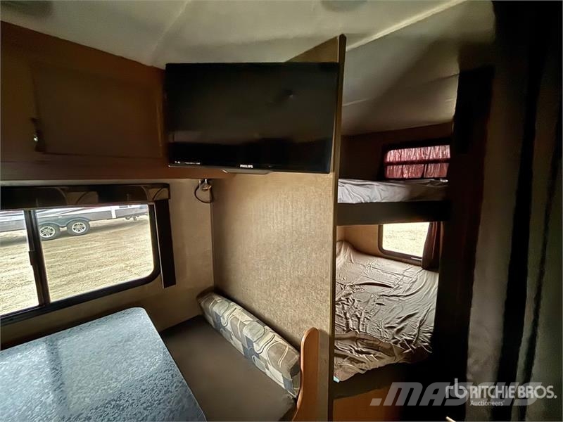  Starcraft Launch 26BHS 26 ft T/A Travel Trailer Inne przyczepy