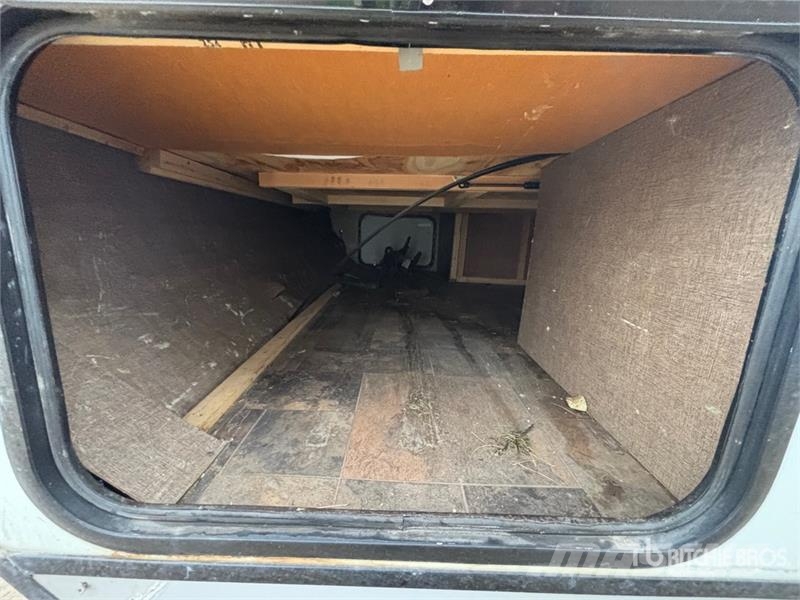  Starcraft Launch 26BHS 26 ft T/A Travel Trailer Inne przyczepy