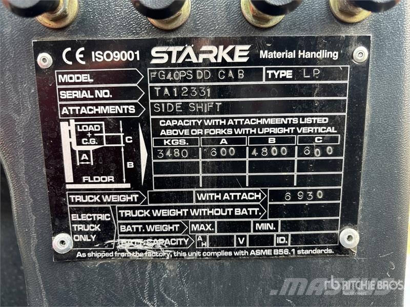 Starke FG40 3480 kg Pneumatic Tire Forklift Autokrāvēji - citi